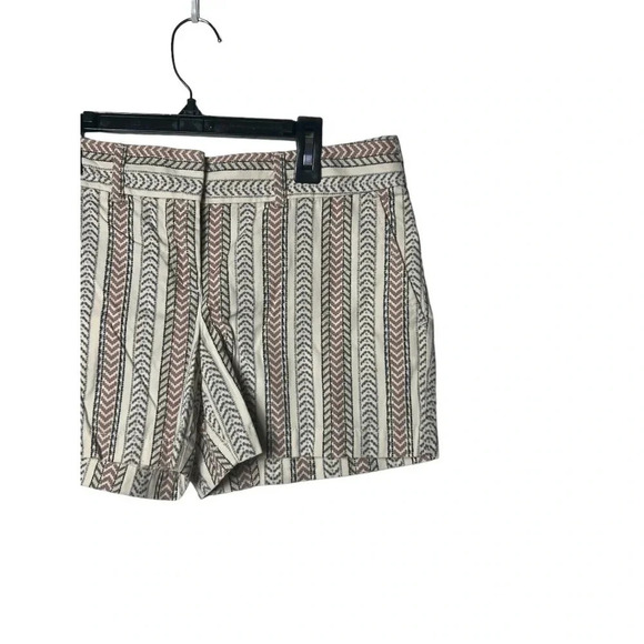 1755. LOFT LINES/CHEVRON PATTERN 100% COTTON SHORTS SIZE 0 CREAM/BROWN/GREEN - Picture 2 of 7